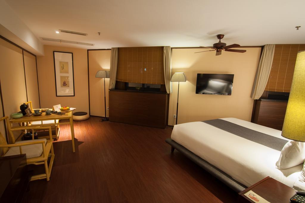 The Hotel Zen Urban Resort Chengdu Buitenkant foto